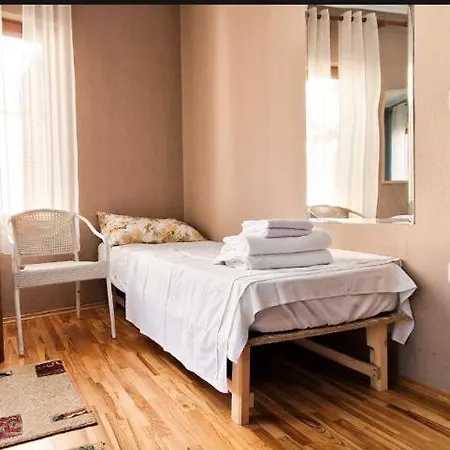Hostel Better & Better